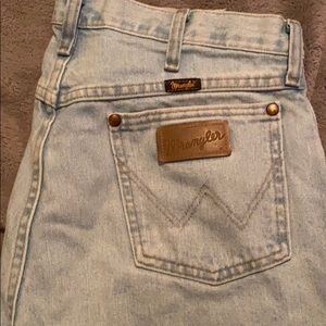 Wrangler tough light wash jeans